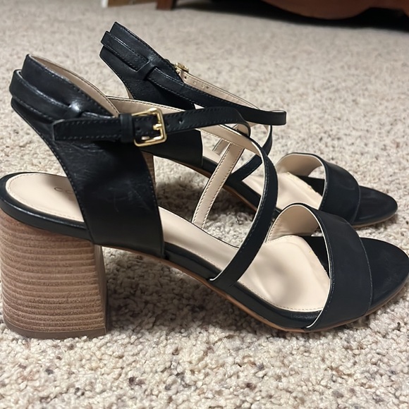 Cole Haan Black Strappy Block Heeled Sandals 8 - Picture 2 of 11